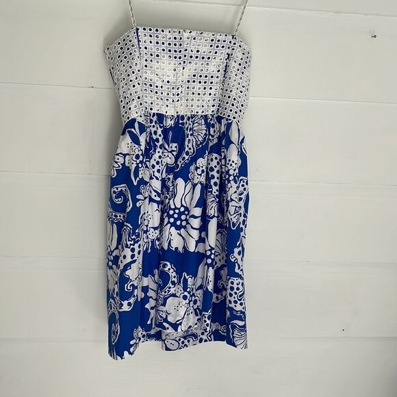 Lilly Pulitzer Strapless Blue and White Floral Mini Dress Size 6 - Picture 10 of 14